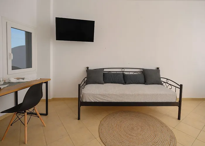 Bed & Breakfast Anya Santorini