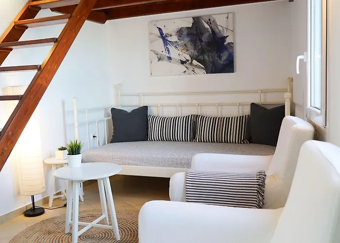 Anya Santorini Bed & Breakfast