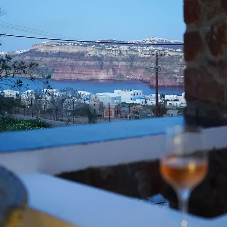 Anya Santorini 4*