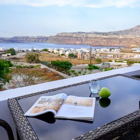 Anya Santorini Bed & Breakfast 4*